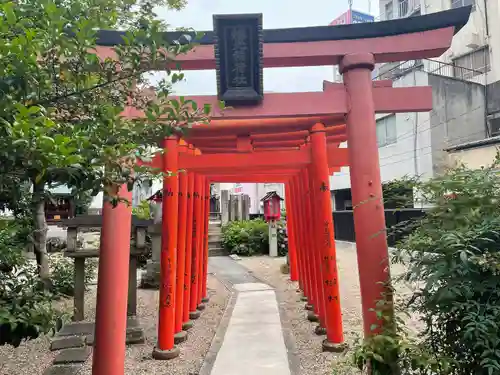 三輪神社の鳥居