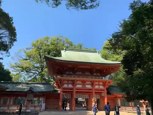 武蔵一宮氷川神社の山門