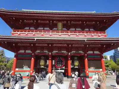 浅草寺の山門・神門