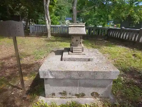 淺間神社（忍野八海）の末社