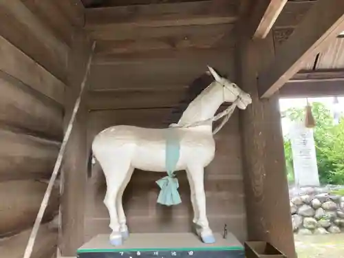 伊豫岡八幡神社の狛犬