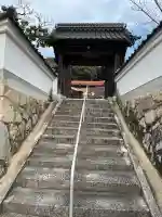 覚天寺の{uncategorized: "未分類", other: "その他", undefined: "問題あり", building: "その他建物", grave: "お墓", sacred_gate: "鳥居", guardian: "狛犬", statue: "像", buddha: "仏像", history: "歴史", nature: "自然", garden: "庭園", animal: "動物", pagoda: "塔", temizu: "手水舎", mountain_gate: "山門・神門", sanctuary: "本殿・本堂", subordinate: "末社・摂社", art: "芸術", scenery: "景色", jizo: "地蔵", ema: "絵馬", goshuin: "御朱印", omikuji: "おみくじ", items: "授与品その他", amulet: "お守り", goshuincho: "御朱印帳", eats: "食事", festival: "お祭り", votive_dance: "神楽", shichigosan: "七五三参", wedding: "結婚式", experience: "体験その他", initially: "初詣", around: "周辺", anti_infection: "感染症対策"}
