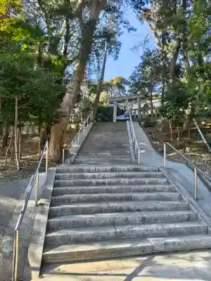 老津神社の{uncategorized: "未分類", other: "その他", undefined: "問題あり", building: "その他建物", grave: "お墓", sacred_gate: "鳥居", guardian: "狛犬", statue: "像", buddha: "仏像", history: "歴史", nature: "自然", garden: "庭園", animal: "動物", pagoda: "塔", temizu: "手水舎", mountain_gate: "山門・神門", sanctuary: "本殿・本堂", subordinate: "末社・摂社", art: "芸術", scenery: "景色", jizo: "地蔵", ema: "絵馬", goshuin: "御朱印", omikuji: "おみくじ", items: "授与品その他", amulet: "お守り", goshuincho: "御朱印帳", eats: "食事", festival: "お祭り", votive_dance: "神楽", shichigosan: "七五三参", wedding: "結婚式", experience: "体験その他", initially: "初詣", around: "周辺", anti_infection: "感染症対策"}