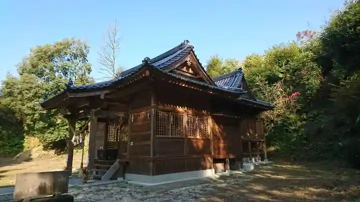 辺春八幡宮の本殿・本堂