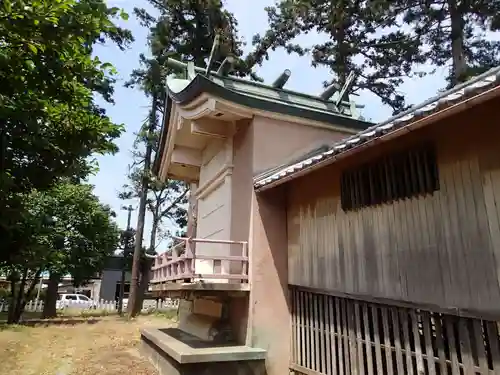 大溝神社の本殿