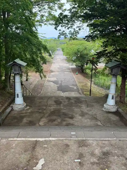 岩内神社の{uncategorized: "未分類", other: "その他", undefined: "問題あり", building: "その他建物", grave: "お墓", sacred_gate: "鳥居", guardian: "狛犬", statue: "像", buddha: "仏像", history: "歴史", nature: "自然", garden: "庭園", animal: "動物", pagoda: "塔", temizu: "手水舎", mountain_gate: "山門・神門", sanctuary: "本殿・本堂", subordinate: "末社・摂社", art: "芸術", scenery: "景色", jizo: "地蔵", ema: "絵馬", goshuin: "御朱印", omikuji: "おみくじ", items: "授与品その他", amulet: "お守り", goshuincho: "御朱印帳", eats: "食事", festival: "お祭り", votive_dance: "神楽", shichigosan: "七五三参", wedding: "結婚式", experience: "体験その他", initially: "初詣", around: "周辺", anti_infection: "感染症対策"}