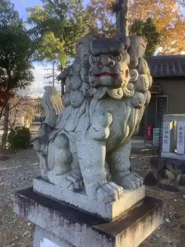 虫鹿神社　奥の院の狛犬