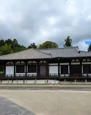 東大寺 法華堂(三月堂)(奈良県)