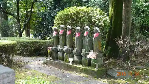 安養院の地蔵