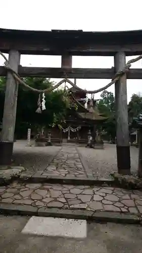 柏原八幡宮の鳥居