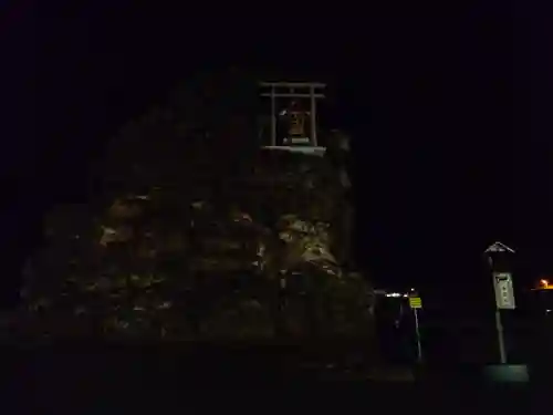 稲佐の浜　弁天島(島根県)