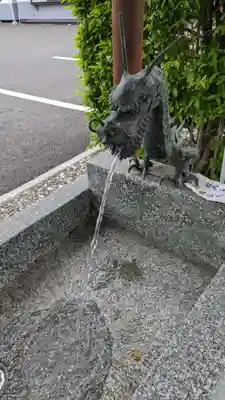 釧路八幡宮の手水舎