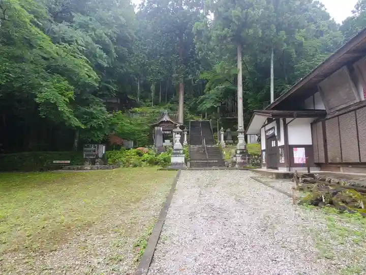 秩父若御子神社のその他建物