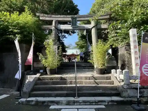 海南神社の鳥居