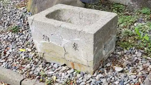 三吉神社の手水