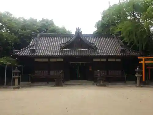 白鳥神社の本殿