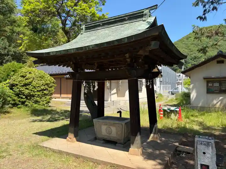 甲斐総社八幡神社の{uncategorized: "未分類", other: "その他", undefined: "問題あり", building: "その他建物", grave: "お墓", sacred_gate: "鳥居", guardian: "狛犬", statue: "像", buddha: "仏像", history: "歴史", nature: "自然", garden: "庭園", animal: "動物", pagoda: "塔", temizu: "手水舎", mountain_gate: "山門・神門", sanctuary: "本殿・本堂", subordinate: "末社・摂社", art: "芸術", scenery: "景色", jizo: "地蔵", ema: "絵馬", goshuin: "御朱印", omikuji: "おみくじ", items: "授与品その他", amulet: "お守り", goshuincho: "御朱印帳", eats: "食事", festival: "お祭り", votive_dance: "神楽", shichigosan: "七五三参", wedding: "結婚式", experience: "体験その他", initially: "初詣", around: "周辺", anti_infection: "感染症対策"}
