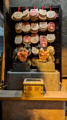 五十稲荷神社(栄寿稲荷神社)の狛犬