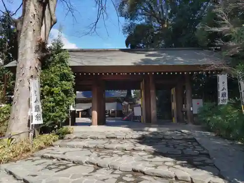 阿佐ヶ谷神明宮の山門・神門