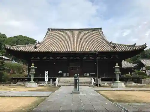 太山寺の本殿・本堂