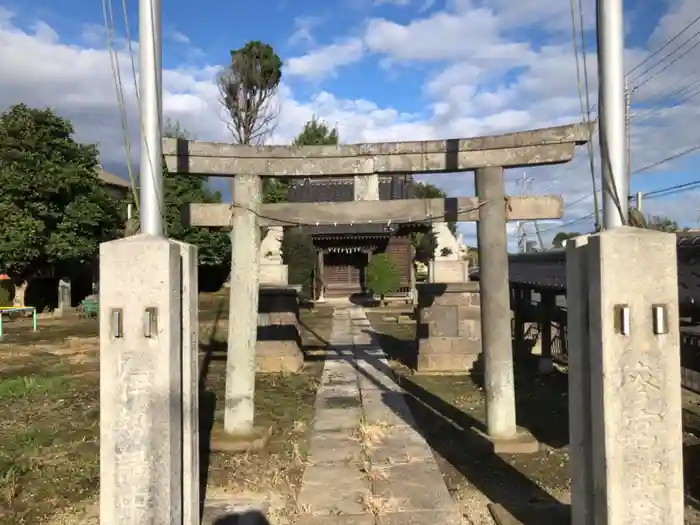 久伊豆神社の鳥居