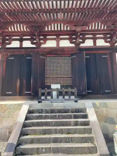 當麻寺の本殿・本堂