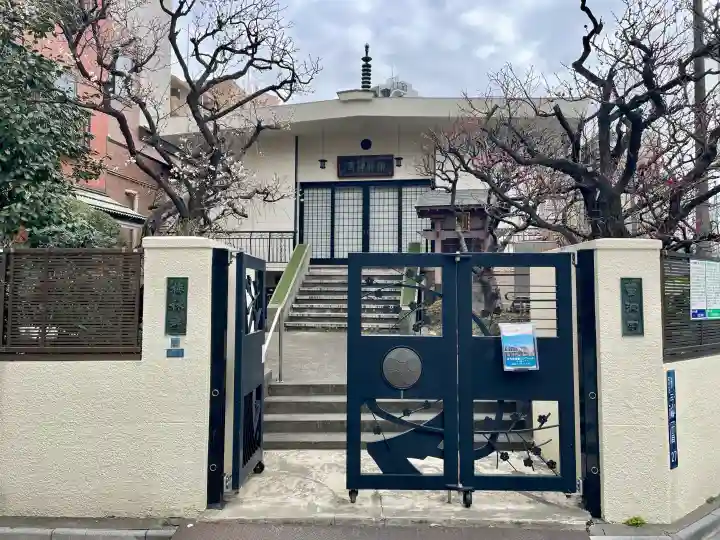 梅林寺の{uncategorized: "未分類", other: "その他", undefined: "問題あり", building: "その他建物", grave: "お墓", sacred_gate: "鳥居", guardian: "狛犬", statue: "像", buddha: "仏像", history: "歴史", nature: "自然", garden: "庭園", animal: "動物", pagoda: "塔", temizu: "手水舎", mountain_gate: "山門・神門", sanctuary: "本殿・本堂", subordinate: "末社・摂社", art: "芸術", scenery: "景色", jizo: "地蔵", ema: "絵馬", goshuin: "御朱印", omikuji: "おみくじ", items: "授与品その他", amulet: "お守り", goshuincho: "御朱印帳", eats: "食事", festival: "お祭り", votive_dance: "神楽", shichigosan: "七五三参", wedding: "結婚式", experience: "体験その他", initially: "初詣", around: "周辺", anti_infection: "感染症対策"}