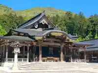 彌彦神社の{uncategorized: "未分類", other: "その他", undefined: "問題あり", building: "その他建物", grave: "お墓", sacred_gate: "鳥居", guardian: "狛犬", statue: "像", buddha: "仏像", history: "歴史", nature: "自然", garden: "庭園", animal: "動物", pagoda: "塔", temizu: "手水舎", mountain_gate: "山門・神門", sanctuary: "本殿・本堂", subordinate: "末社・摂社", art: "芸術", scenery: "景色", jizo: "地蔵", ema: "絵馬", goshuin: "御朱印", omikuji: "おみくじ", items: "授与品その他", amulet: "お守り", goshuincho: "御朱印帳", eats: "食事", festival: "お祭り", votive_dance: "神楽", shichigosan: "七五三参", wedding: "結婚式", experience: "体験その他", initially: "初詣", around: "周辺", anti_infection: "感染症対策"}
