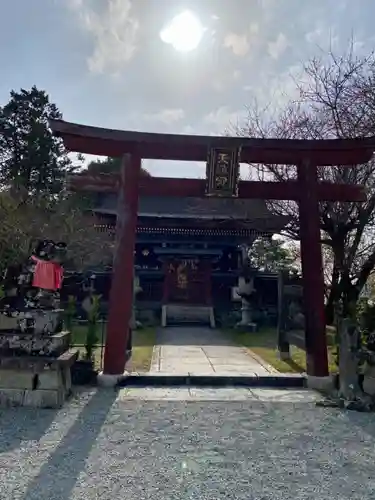 金峯山寺の鳥居