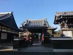 光澤寺の山門