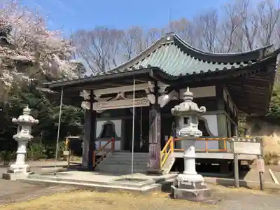 清滝寺の本殿・本堂