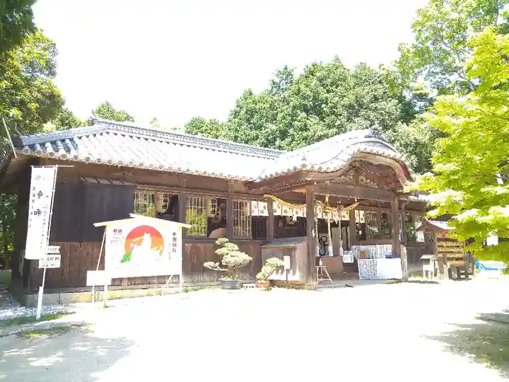 牛窓神社の本殿・本堂