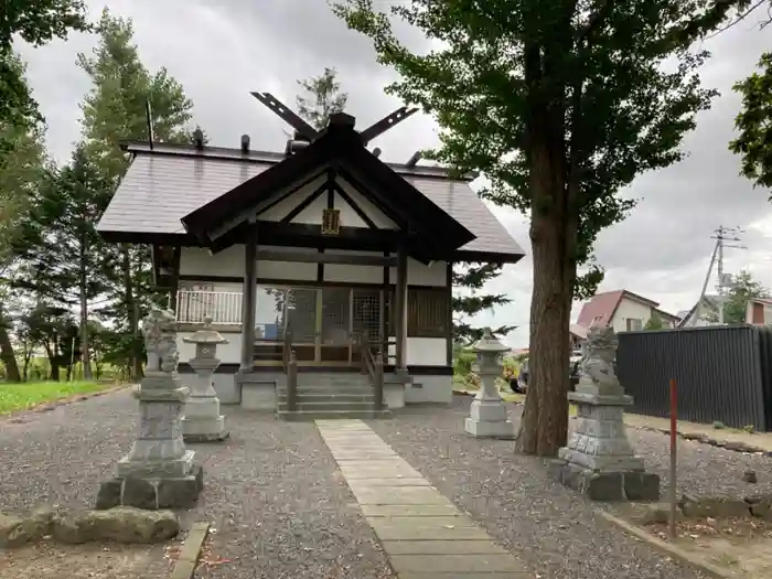 上幌向神社の本殿