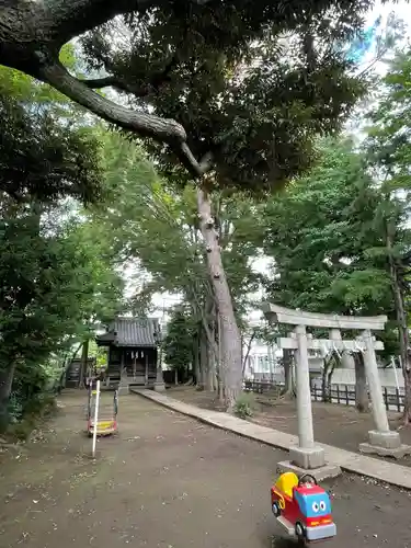 瘡守稲荷神社の鳥居