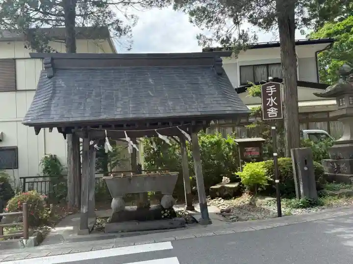 諏訪大社下社春宮(長野県)