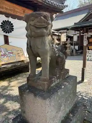 泉穴師神社の{uncategorized: "未分類", other: "その他", undefined: "問題あり", building: "その他建物", grave: "お墓", sacred_gate: "鳥居", guardian: "狛犬", statue: "像", buddha: "仏像", history: "歴史", nature: "自然", garden: "庭園", animal: "動物", pagoda: "塔", temizu: "手水舎", mountain_gate: "山門・神門", sanctuary: "本殿・本堂", subordinate: "末社・摂社", art: "芸術", scenery: "景色", jizo: "地蔵", ema: "絵馬", goshuin: "御朱印", omikuji: "おみくじ", items: "授与品その他", amulet: "お守り", goshuincho: "御朱印帳", eats: "食事", festival: "お祭り", votive_dance: "神楽", shichigosan: "七五三参", wedding: "結婚式", experience: "体験その他", initially: "初詣", around: "周辺", anti_infection: "感染症対策"}