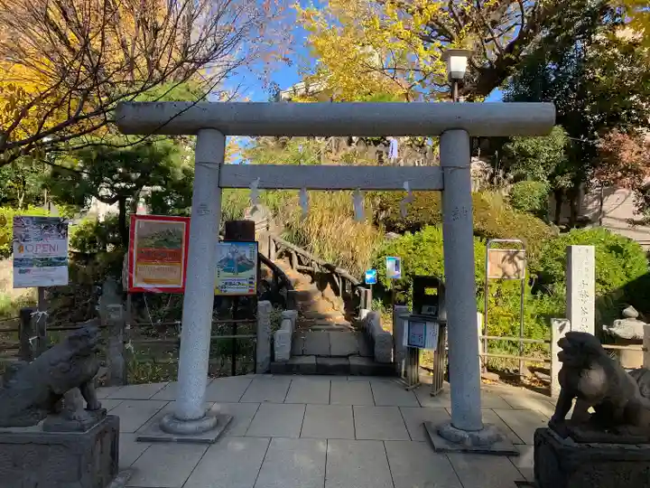 鳩森八幡神社(東京都)