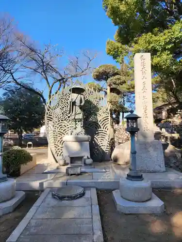 長命寺の像