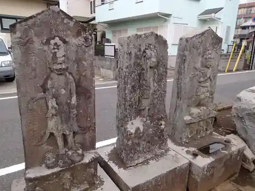 茂侶神社の仏像