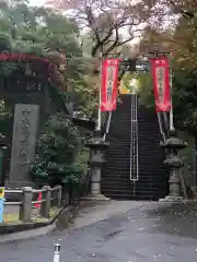 市谷亀岡八幡宮の建物その他