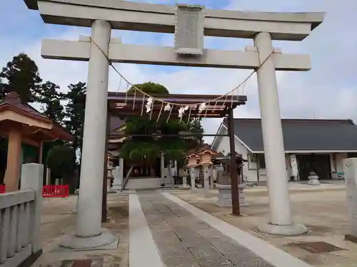 高靇神社の鳥居