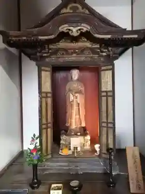 飛鳥寺の像