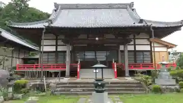 養福寺の本殿・本堂