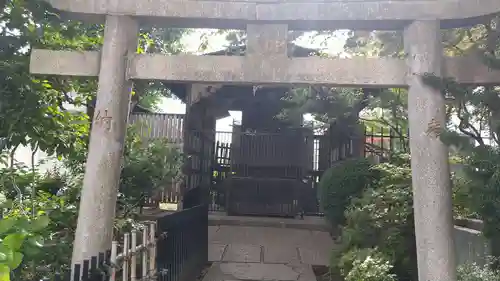 白山神社の鳥居