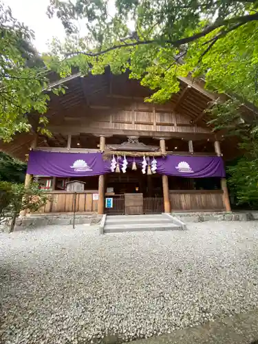 高鴨神社の本殿