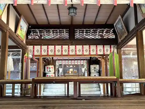 往馬坐伊古麻都比古神社(奈良県)