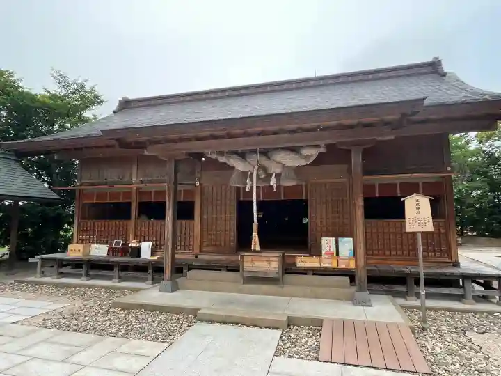 立虫神社の{uncategorized: "未分類", other: "その他", undefined: "問題あり", building: "その他建物", grave: "お墓", sacred_gate: "鳥居", guardian: "狛犬", statue: "像", buddha: "仏像", history: "歴史", nature: "自然", garden: "庭園", animal: "動物", pagoda: "塔", temizu: "手水舎", mountain_gate: "山門・神門", sanctuary: "本殿・本堂", subordinate: "末社・摂社", art: "芸術", scenery: "景色", jizo: "地蔵", ema: "絵馬", goshuin: "御朱印", omikuji: "おみくじ", items: "授与品その他", amulet: "お守り", goshuincho: "御朱印帳", eats: "食事", festival: "お祭り", votive_dance: "神楽", shichigosan: "七五三参", wedding: "結婚式", experience: "体験その他", initially: "初詣", around: "周辺", anti_infection: "感染症対策"}