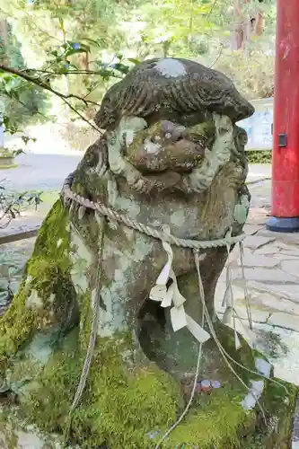 花園神社の狛犬