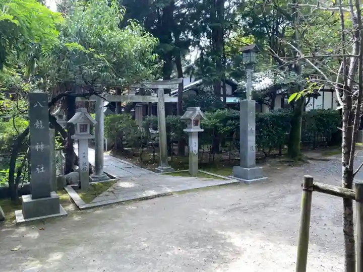 真清田神社の末社・摂社