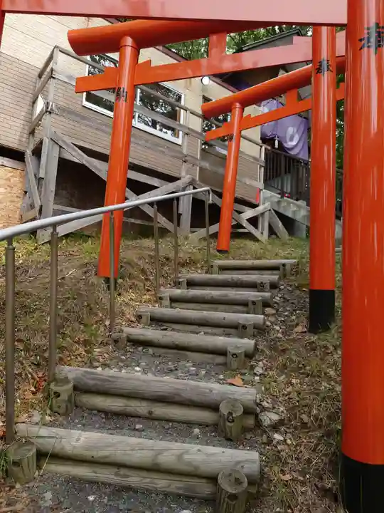 清田稲荷神社の鳥居